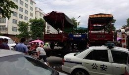 爆料玉福路口被抓视频播放