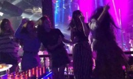 抖音网红dj吃瓜事件,揭秘网络舆论的狂欢与争议