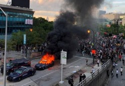 黑科大爆料围栏事件视频,校园安全与管理的争议瞬间